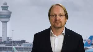 Bart van der werf wordt lijsttrekker voor forum voor democratie tijdens de provinciale verkiezingen in groningen. Luchtverkeersleider Schiphol Wordt Lijsttrekker Forum Voor Democratie Nh Nieuws