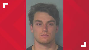 W&M football player accused of breaking into home, sexual abuse in  Williamsburg
