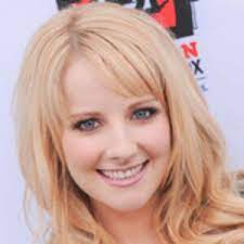 Filmografia, nagrody, biografia, wiadomości, ciekawostki. Melissa Rauch Biographie News Photos Et Videos Tele Loisirs