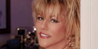 Tonya Beacham's Instagram, Twitter & Facebook