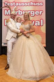 Hier ein kleiner einblick aus der bianco evento kollektion.#brautboutiquekatharina#hochzeit#brautkleid#marburg #brautmode #ffm #brautkeider. Festausschuss Marburger Karneval E V Festausschuss Marburger Karneval E V