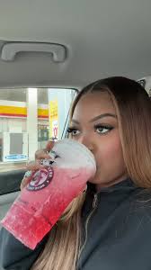 7 Brew Pink Mermaid Lemonade