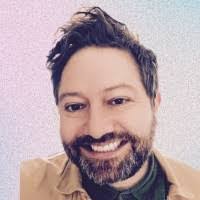 Kenny Hopper's Instagram, Twitter & Facebook