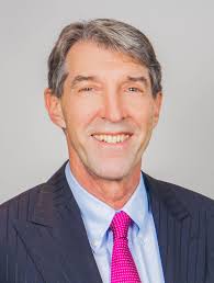 The Six-Minute Real Estate Lawyer 2023