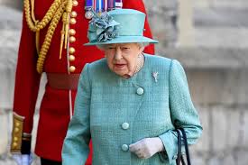 A staff member at the queen's highlands residence was. Queen Elizabeth Ii Was Plant Sie Nach Ihrer Sommerpause Gala De