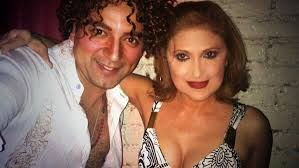 Christopher Escobedo (@ChrisParodiando)