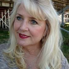 Rita Hammock's Instagram, Twitter & Facebook