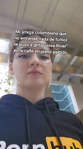 Ema Fiore A Su Amiga