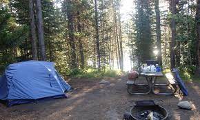Starting from moran, wyoming (located 27 miles south of yellowstone national park's south entrance and 19 miles north of the town of moose, wyoming), head west on united states (us) highway 26/287 for approximately 0.2 miles. Lizard Creek Campground Grand Teton National Park Alltrips