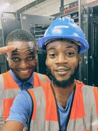 Qué te parece el nuevo look de Koundé? 🧐