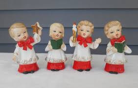 Bienvenue sur le site de mad in japan, boutique de manga, les spécialistes des cultures gekk & otaku, des produits dérivés et du jouet de collection depuis 2003 : Ucagco Christmas Carolers Set Of 4 Vintage 1950s Made In Japan Ceramic Collectable Figurines Christmas Figurines Christmas Carol Collectible Figurines