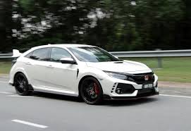 All the information on this page is unofficial, but the official specs, features and price will be update after official launch. 2018 Honda Civic Type R Practical Rocket Carsifu