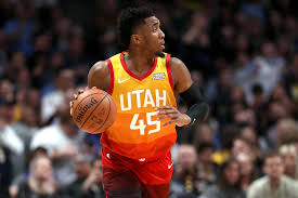 The latest tweets from @spidadmitchell Utah Jazz Star Donovan Mitchell Leaves Game With Apparent Ankle Injury