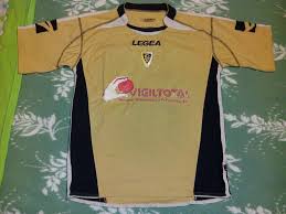 Campeonato de portugal, serie f standings. Old Grupo Sportivo De Loures Football Shirts And Soccer Jerseys