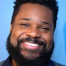 Manhattan Couple sues dog walker after pooch dies in 'freak accident'