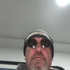 클린트 이스트우드 그때나 지금이나 (94세) 🖤 더 보기:  https://clinteastwood.threadless.com/designs/clint-eastwood-1