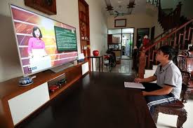Ubnd thành phố hà nội yêu cầu sở giáo dục và đào tạo hà nội chỉ đạo các phòng giáo dục và đào tạo quận, huyện, thị xã và các đơn vị, trường học trực thuộc thực hiện nghiêm. Ha Ná»™i Tiáº¿p Tá»¥c Cho Há»c Sinh Nghá»‰ Há»c Ä'áº¿n Háº¿t Ngay 5 4