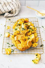 Small Batch Cheesy Garlic Bread Hummingbird High Recipe In 2020 Cheesy Garlic Bread Cheesy Garlic Bread Recipe Garlic Bread Recipe