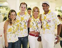 Em 1963, no prédio do senado federal, arnon de melo matou seu colega josé kairala quando tentava disparar à queima roupa em silvestre péricles de góis. Who Is Lilibeth Monteiro De Carvalho Dating Lilibeth Monteiro De Carvalho Boyfriend Husband