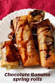 Chocolate Banana Spring Rolls 4 Ingredients 20 Minutes Dessert Recipe Recipe Banana Spring Rolls Chocolate Banana Spring Rolls