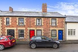 Presteigne is a town and community in radnorshire, powys, wales on the south bank of the river lugg. Fold Cottages Broad Street Presteigne Powys 2 Bed Semi Detached House 150 000