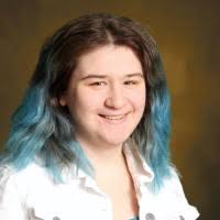 Mae Summers's Instagram, Twitter & Facebook