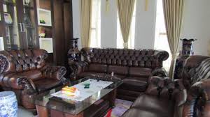 Membuat sofa ruang tamu dari yang harga paling murah sampai mahal sekalipun. Percantik Ruang Tamu Dengan Sofa Klasik Nan Mewah Tribun Timur