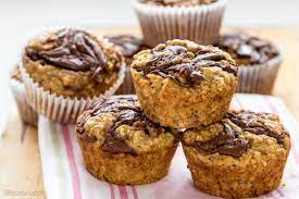Kue muffin ini disajikan ke anak anak buat bekal sekolah. Resepi Muffin Pisang Nutella Dan Oat