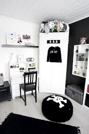 Aesthetic Black And White Themed Room Pin On Bedroom