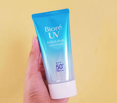 Stylevana is dedicated in discovering and sourcing asian fashion and beauty products and brands for you every season. Biore Uv Aqua Rich Watery Essence Review Style Vanity