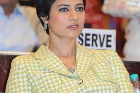 Stage a change. Love how @sanofi creates space for women to lead and take  centre stage. Always believed one should grow fearlessly and lift as you  climb and pay it forward. Thanks