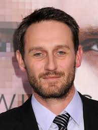 Sean Patrick Bryan looks like ... ? : r/themole