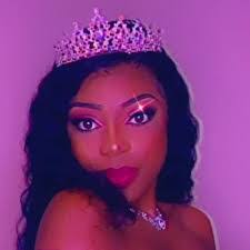 Caprice Howard's Instagram, Twitter & Facebook