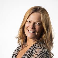 Yvonne Pascoe Century 21 Northwest