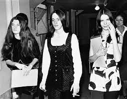 She is the only child of joseph krenwinkel and former dorothy huber, who was a young widow before they met. Bildergalerie Charles Manson In Vierzig Jahren Kein Tag Ohne Trauer Bild 13 Von 28 Faz