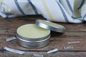 How to make diy pain cream with essential oils. Homemade Pain Relief Salve With Arnica And Copaiba Essential Oil