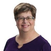 Paula Larue's Instagram, Twitter & Facebook