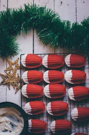Rosemary Strawberry Madeleines With White Chocolate Madeline Cookies Christmas Food Madeleine Recipe