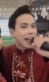 A former heartthrob of Vietnamese cinema finds joy and peace in a rural  lifestyle at nearly 50 years old.