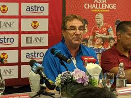 Gergasi bola sepak malaysia, johor darul ta'zim (jdt) mengumumkan pengeluar kereta mewah terkemuka, aston martin sebagai penaja dan rakan. Robert Alberts Dedah Perbezaan Besar Antara Bola Sepak Malaysia Dengan Bola Sepak Indonesia Football Tribe Malaysia