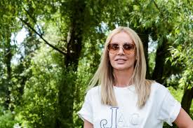 Swoje studia związała z dziennikarstwem, zdobywając licencjat z dziennikarstwa. This Is How Agnieszka Wozniak Starak Lives She Moved To The Countryside And The Interiors Of Her House Are Delightful Zdjecia 14 05 2021 World Today News