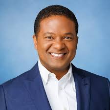 Vince Sims (@VinceSimsNBC5)