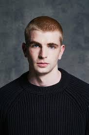 Jessica Garton's Instagram, Twitter & Facebook