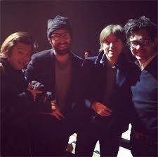 Contact daft punk unmasked on messenger. Daft Punk Stand Ins Accepted The Grammys While Daft Punk Sat Next To Them Neogaf