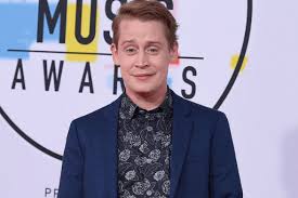 He rose to prominence as a child actor and is known for playing kevin mccallister in the christmas films home alone (1990) and its sequel. Macaulay Culkin Net Worth Macaulay Culkin S Net Worth Continues To Grow The World News Daily