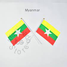 Myanmar, vollform republik der union myanmar (ပြည်ထောင်စု သမ္မတ မြန်မာနိုင်ငံတေ, pyidaunzu thanmăda myăma nainngandaw, pjìdàʊɴzṵ θàɴməda̰ mjəmà nàɪɴŋàɴdɔ), ehemals burma, in deutschsprachigen texten auch birma, ist ein staat in südostasien und grenzt an thailand, laos, die volksrepublik china, den nordosten. Fahne Flagge Myanmar Neu 90 X 150 Cm Sonstige Autrement Dit Sammeln Seltenes