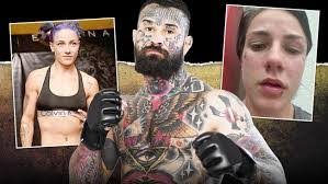 Julian Wallace's Instagram, Twitter & Facebook