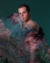 They/Them • Photographer: @_daniel.jamess Photo Assistant: @brandonlattman  Stylist: @jeanetti_spaghettii Studio: @duststudiosla • #pose #modeling  #portrait #floral #gown #heels #trans #nonbinary #photography #production  #studiocoordinator #downtobusiness