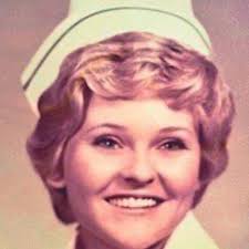 What are some good family-friendly dinner options in the Fort Worth area  for a group of 9 people?