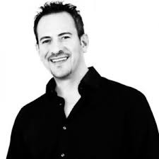 Coaches Spotlight Oliver Momeni